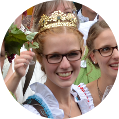 Weinkönigin Sarah